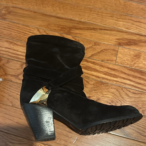 Stuart Weitzman black suede slouch boot with gold hardware - Picture 6 of 8